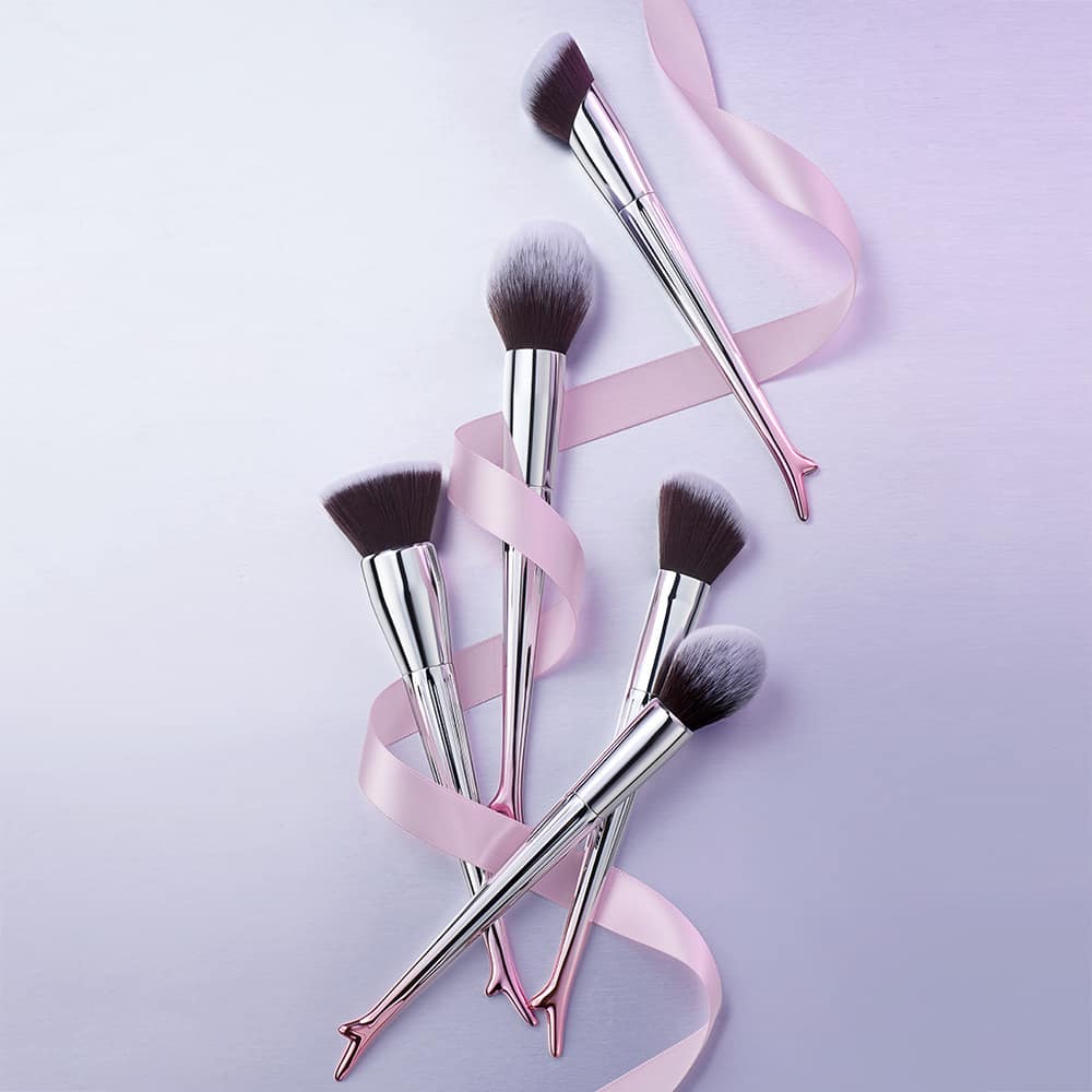Lilywild New Wholesale Christmas Ornaments Private Label Pro 13pcs Silver Makeup Brush Gift Set Women Makeup Brush - Image 3