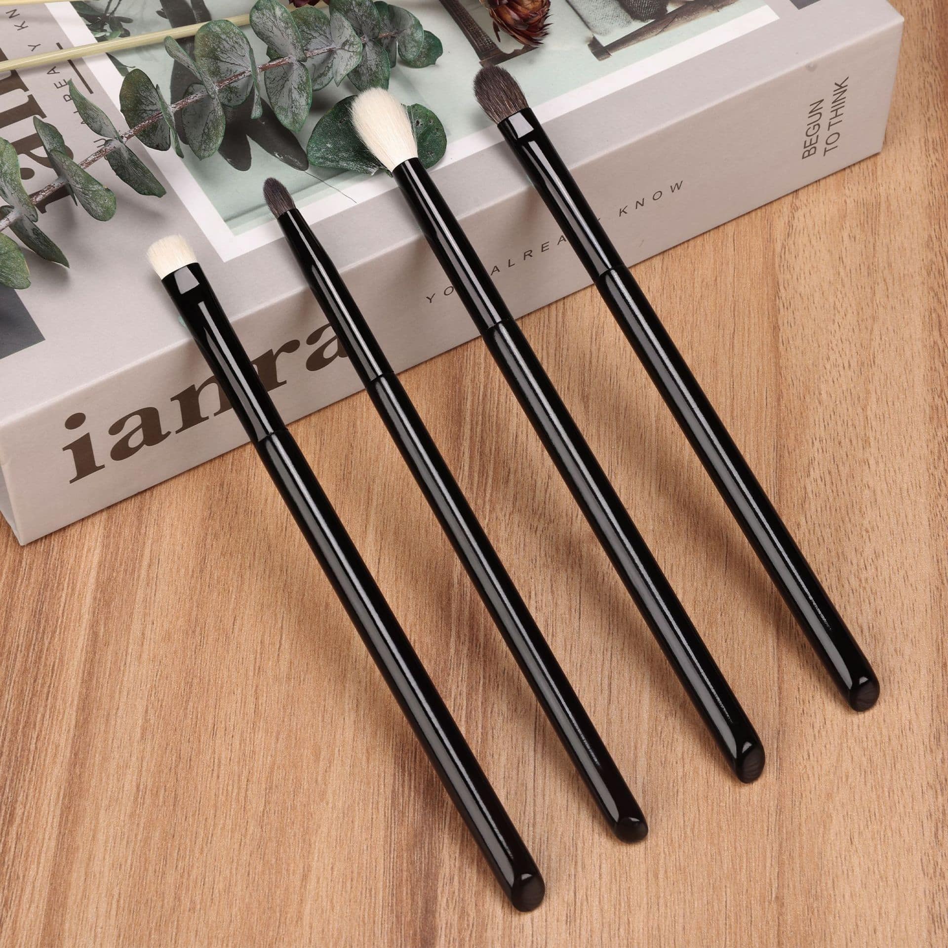 Privatel Label Black Wooden Fluffy Eye Shadow Detail Precision Makeup Brushes Small Perfect Dense Blending Brush Eyeshadow - Image 6