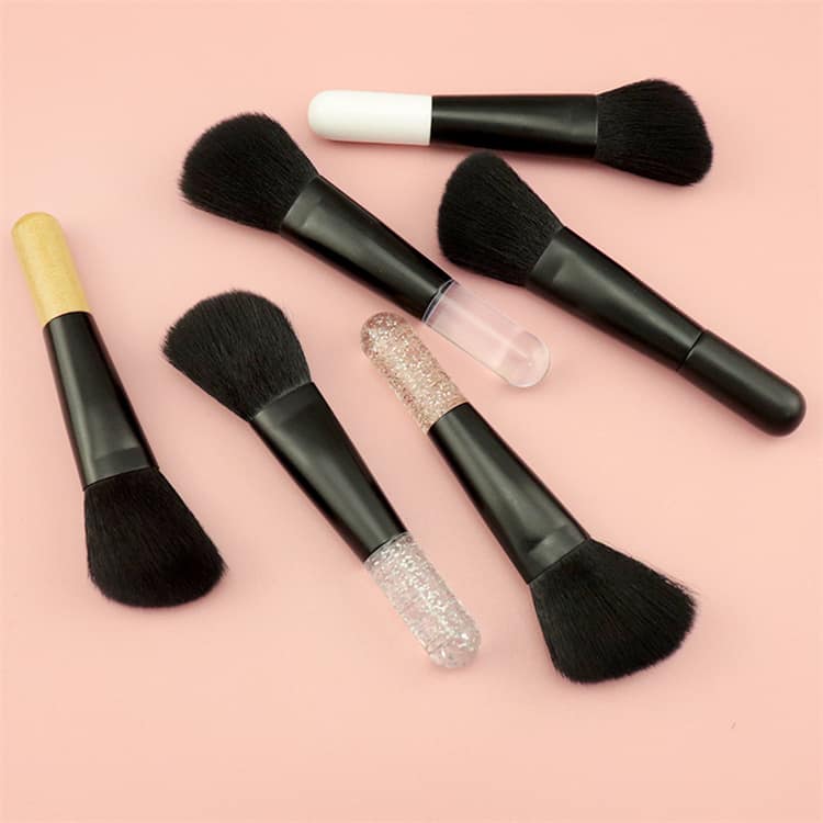 Private Label Vegan Eco Travel Portable Contour Angle Brush Makeup Small Black Wooden Clear Handle Single Mini Blush Brush - Image 2