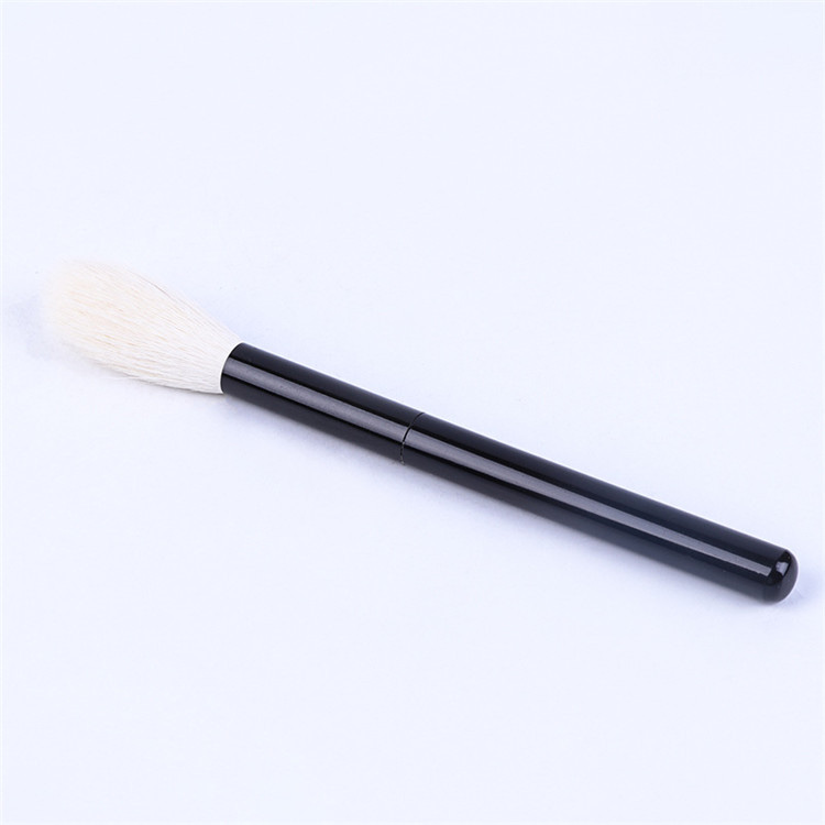 Professional High Quality Natural Blush Brush Highlighter Wholesale Custom Logo Small Black Private Label Makeup Blush Brush - Image 3
