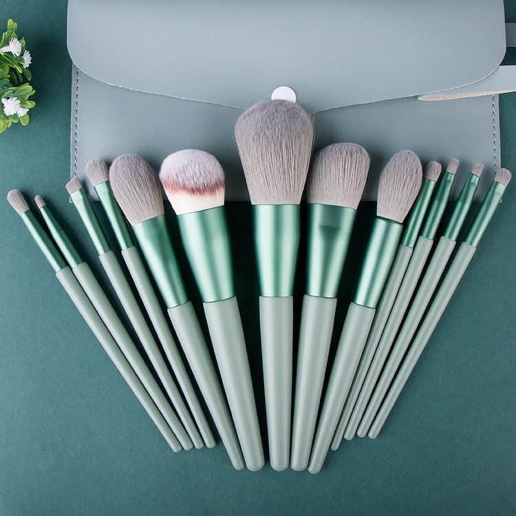 13pcs Point Handle Face Contour Synthetic Makeup Brush Sets Custom Logo Makeup Brush Set With Pouch