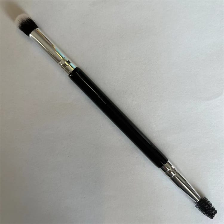 Black Eye Lash Bath Cleansing Cleanser Brush Round Wand Spoolie Soft Foaming Brush Lash Extension Cleaning Brush Double Side - Image 3
