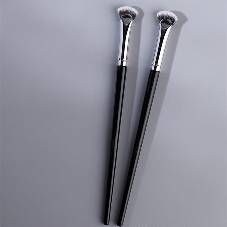 Single Custom Logo Professional Make up Cosmetic Makeup Black Short Small Lash Mini Mascara Fluffy Fan Brush for Mascara