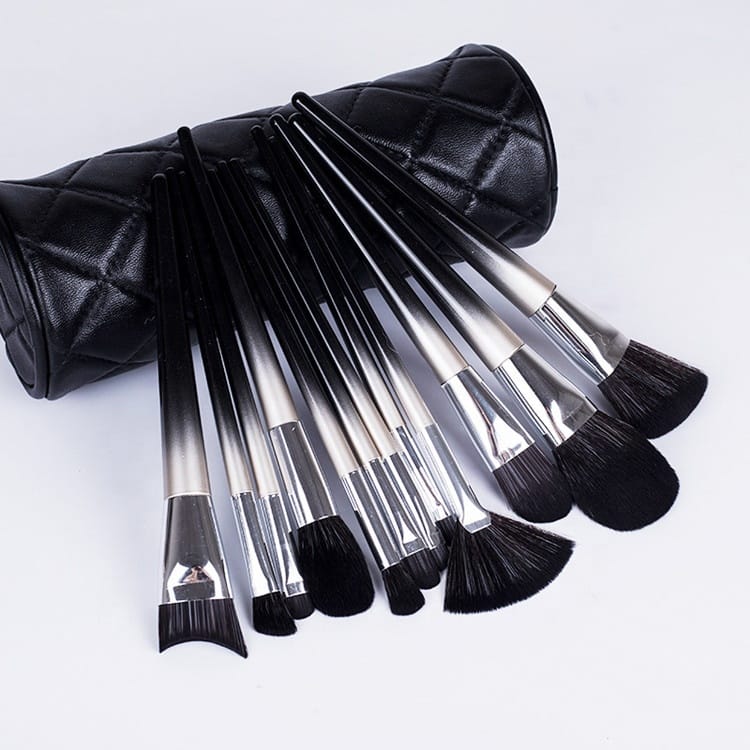 12pcs Gradient Color Vegan Whole Black Makeup Brushes Professional Makeup Brush Sets Custom Branding