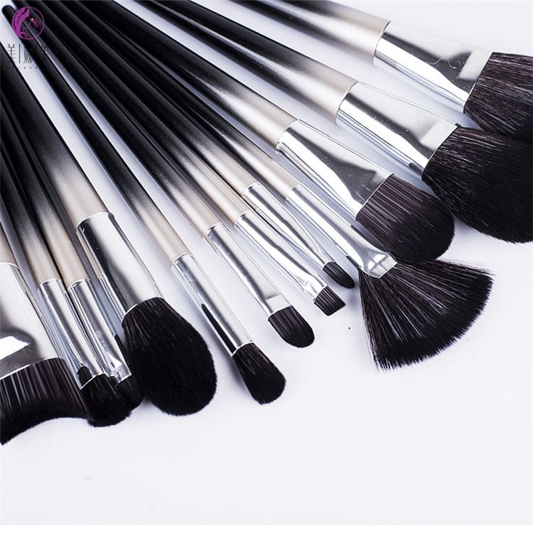 12pcs Gradient Color Vegan Whole Black Makeup Brushes Professional Makeup Brush Sets Custom Branding - Image 4